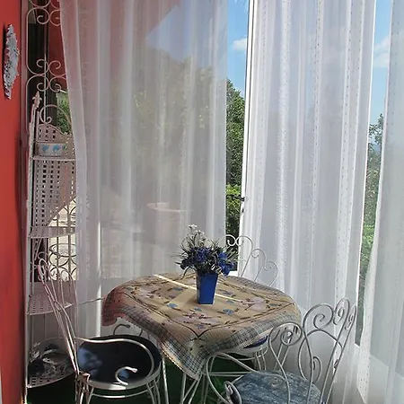 Il Giardino Di Alice Bed & Breakfast *